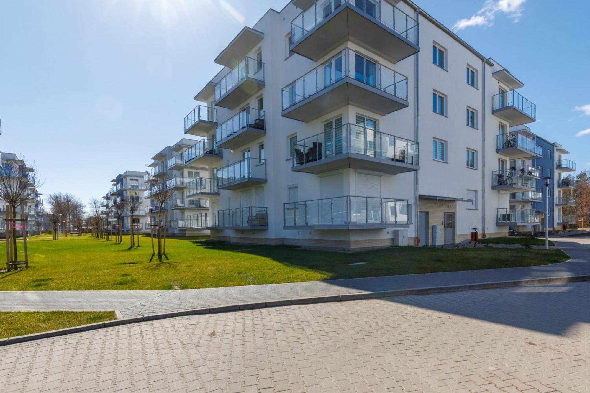 Seaside Porta Mare With Balcony By Renters Apartment Kolberg
