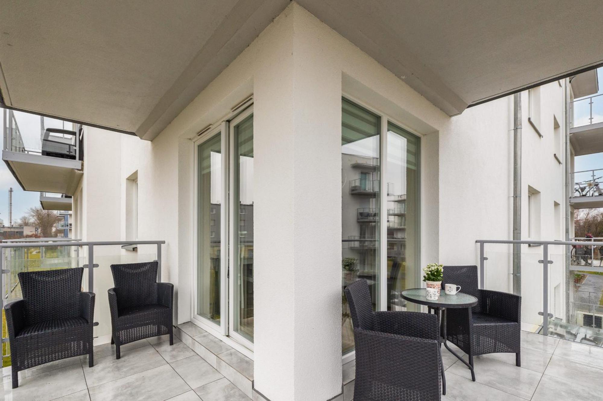 Seaside Porta Mare With Balcony By Renters *