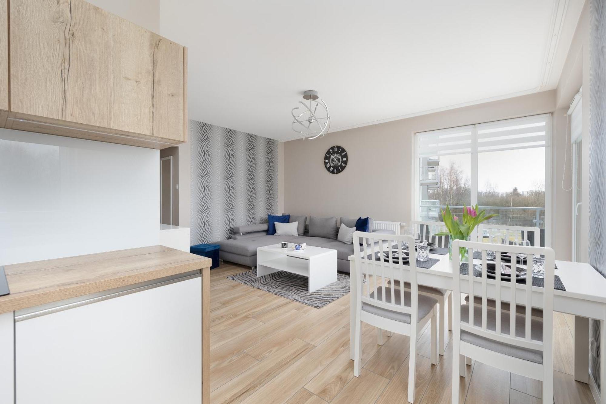 Seaside Porta Mare With Balcony By Renters Apartment *